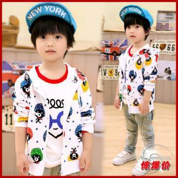 秋日爆款童裝來襲 迷你兔外貿(mào)喜洋洋拉鏈外套，韓版設(shè)計引領(lǐng)地攤新風(fēng)尚